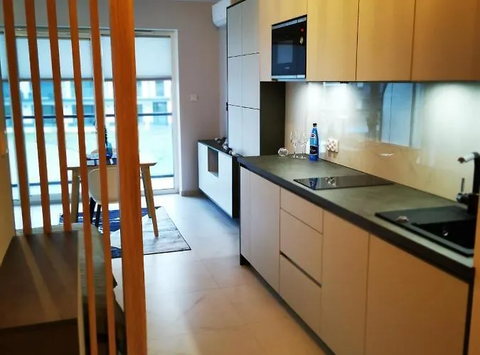 Lägenhet Apolonia Ii- *